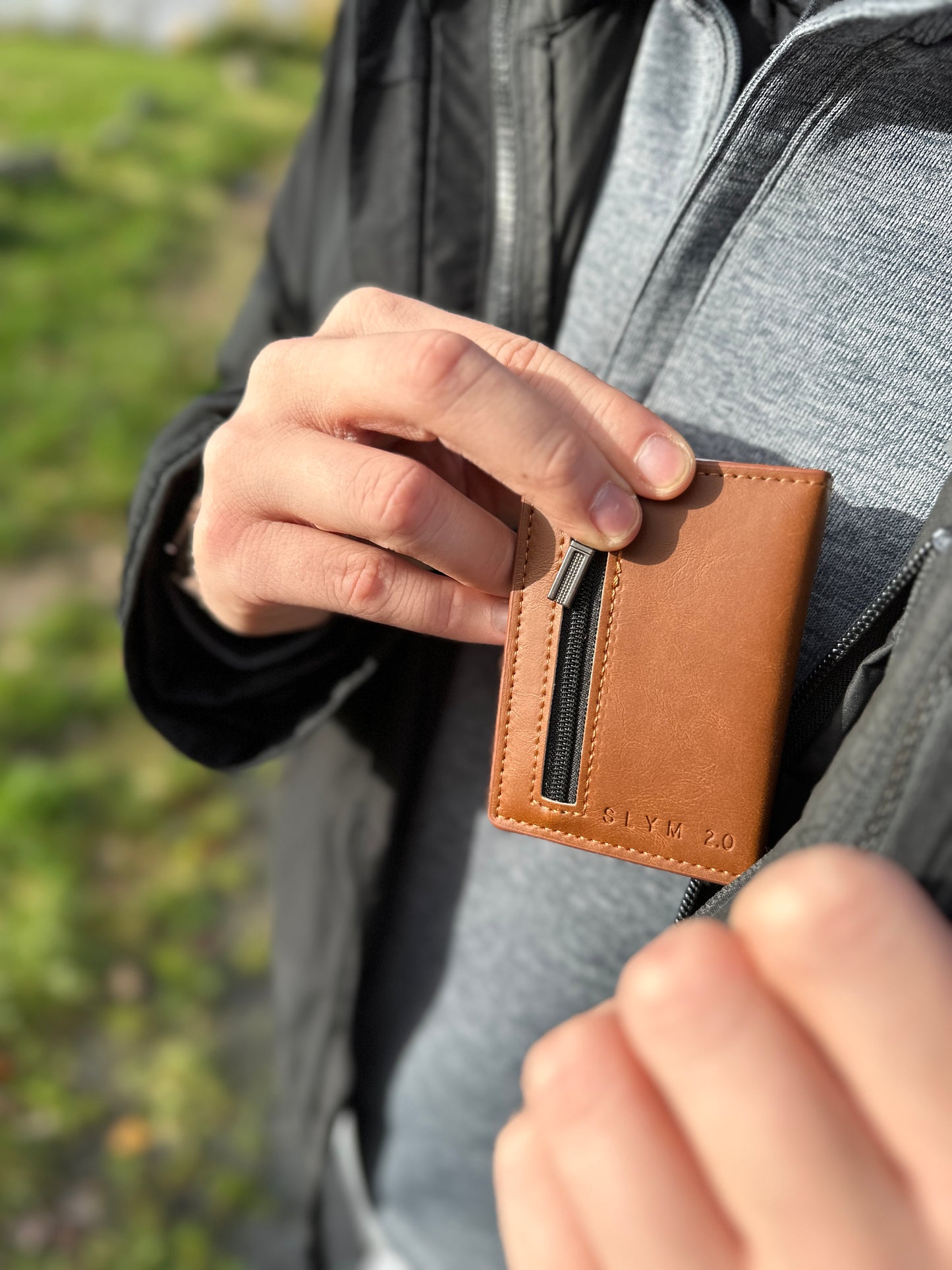 SLYM 2.0 - Walnut Brown