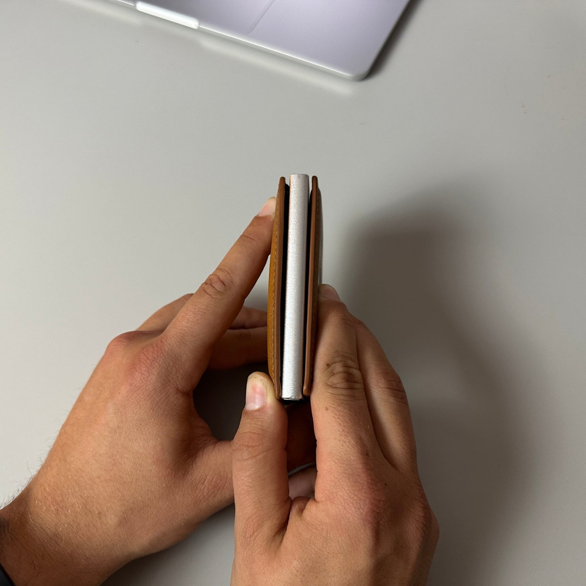 SLYM Essential - Walnut Brown - GT Wear